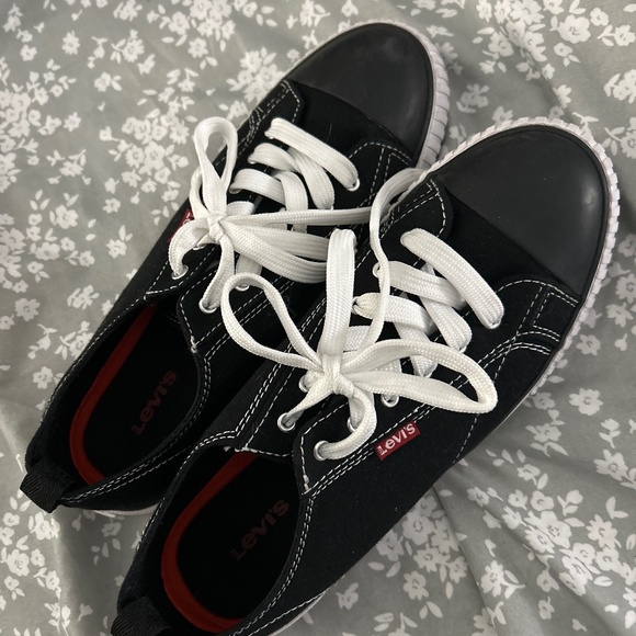 Stan Buck Levi Sneaker - Picture 1 of 4